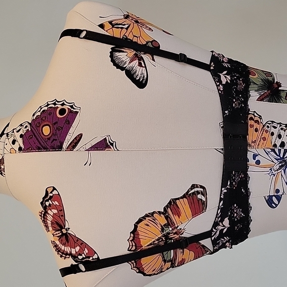 Laura ASHLEY pink and black floral padded bra in size 36C.  Excellent condition. - Picture 2 of 5